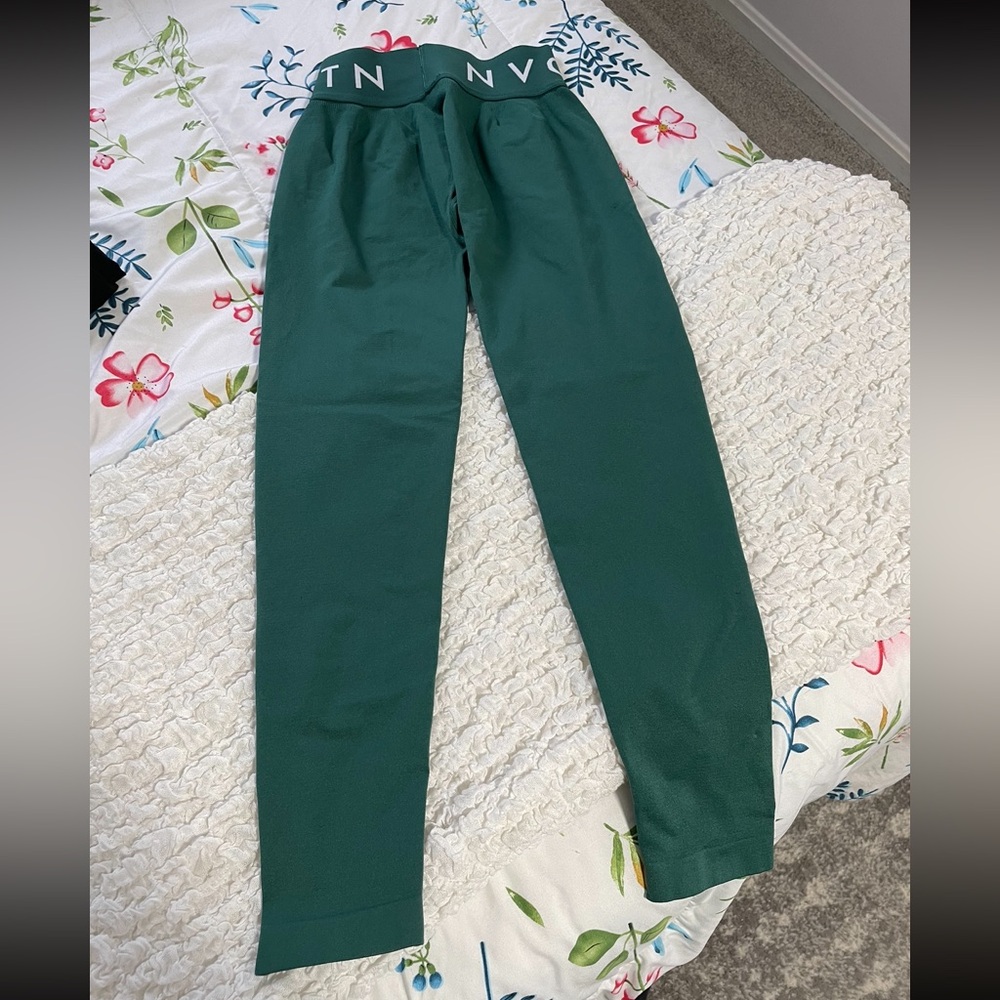 NVGTN Leggings